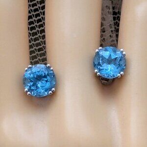 NWT NEW Designer 14K White Gold 8MM Blue Topaz Prong Stud Post Pierced Earrings